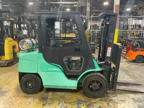 RECLAIMED 2017 MITSUBISHI FG30N